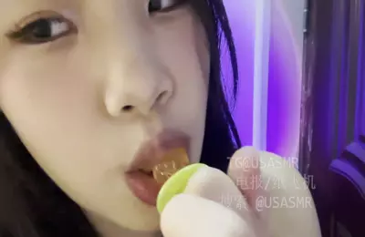 楠楠nn是个胆小鬼_舔耳合集30V_钻石棒棒糖舔屏 楠楠nn是个胆小鬼_舔耳合集30V_钻石棒棒糖舔屏