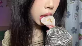 青蛙猪爱睡觉_黏糊糊的蜂蜜舔舐爱发电