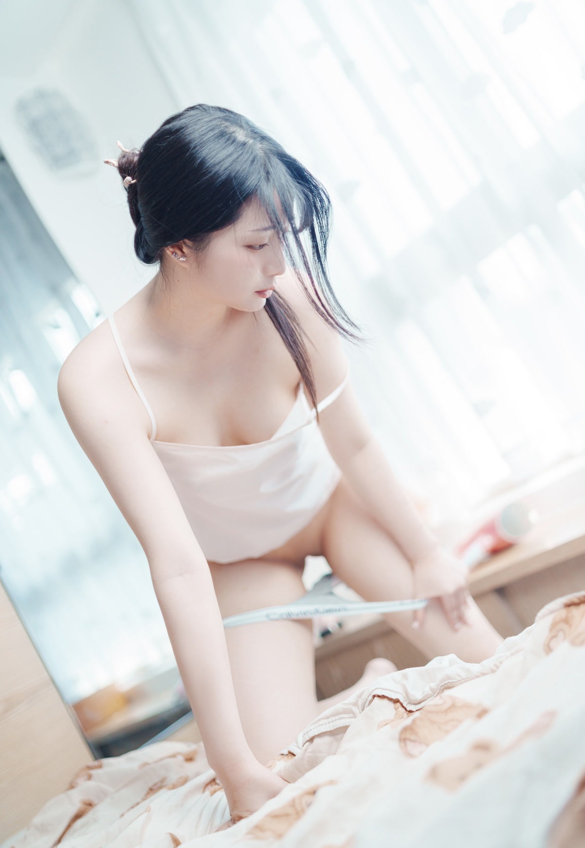 落落Raku – 全套50期&随包视频[20.4G-2025.5]