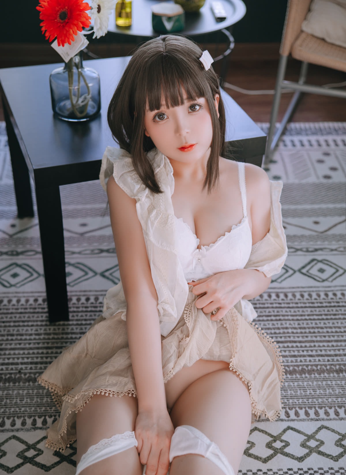 日奈娇 – 全套214期及随包视频[224.1G-2025.9]