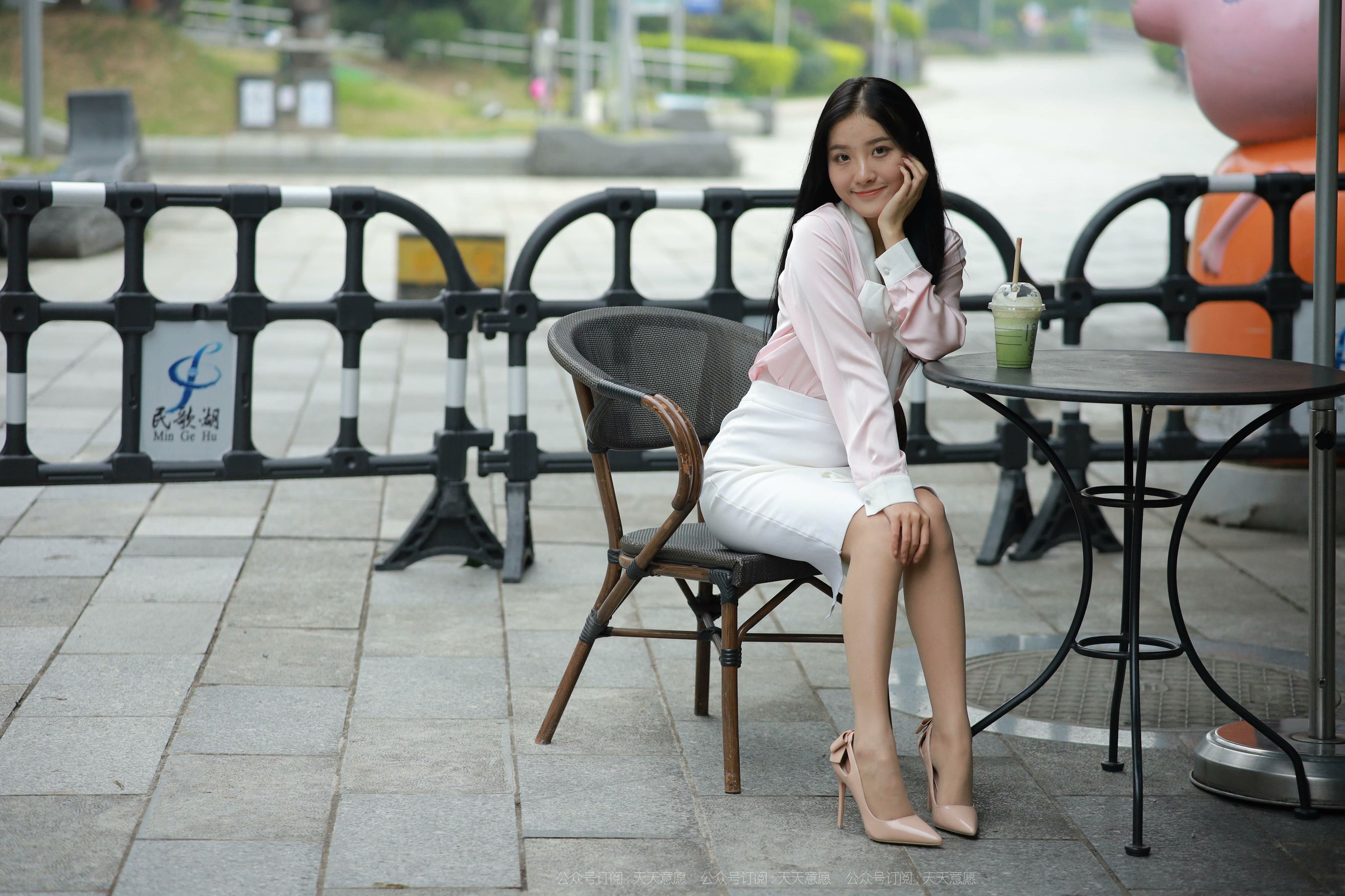 [异思趣向IESS] 模特 婉苹 《粉红色的回忆》_第3张