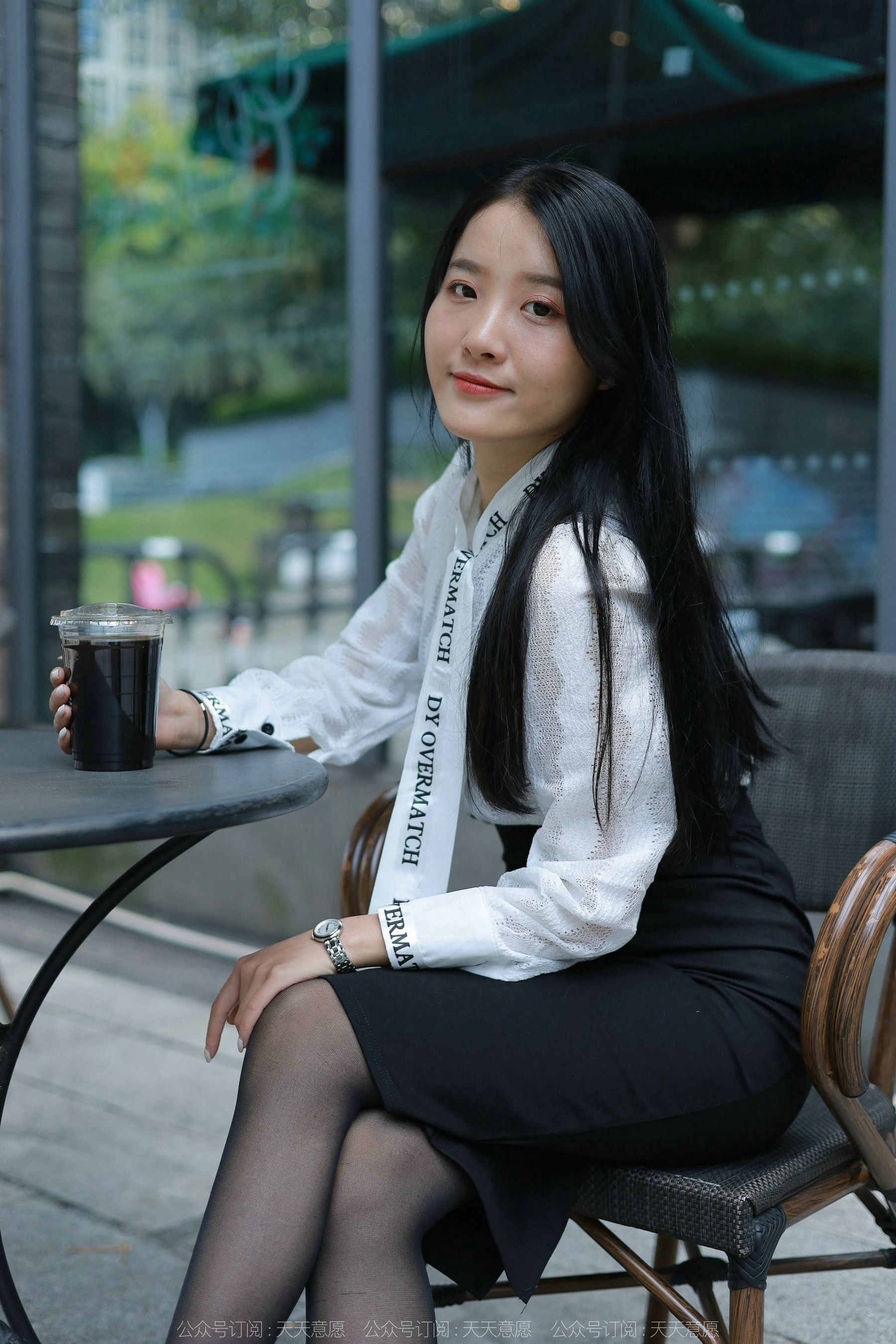 [异思趣向IESS] 模特 婉萍 《性感OL窄裙》_第5张